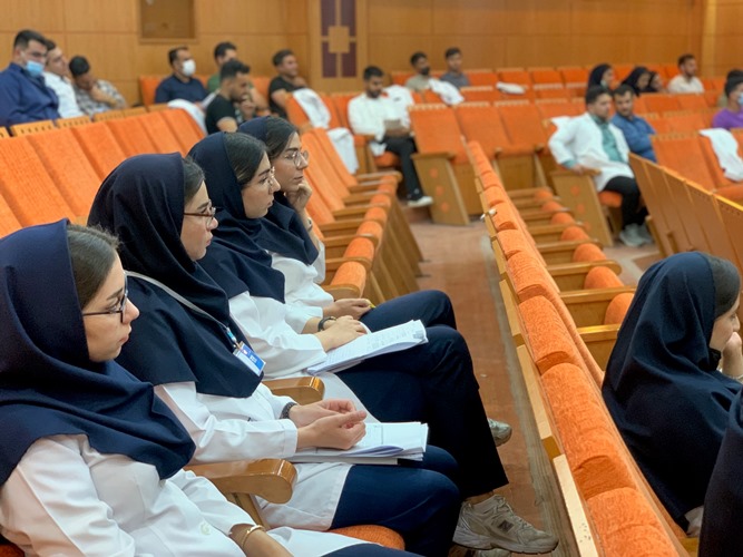 /uploads/16/آزمون_صلاحیت_بالینی_دانشجویان_1398_-_2_136217.jpg